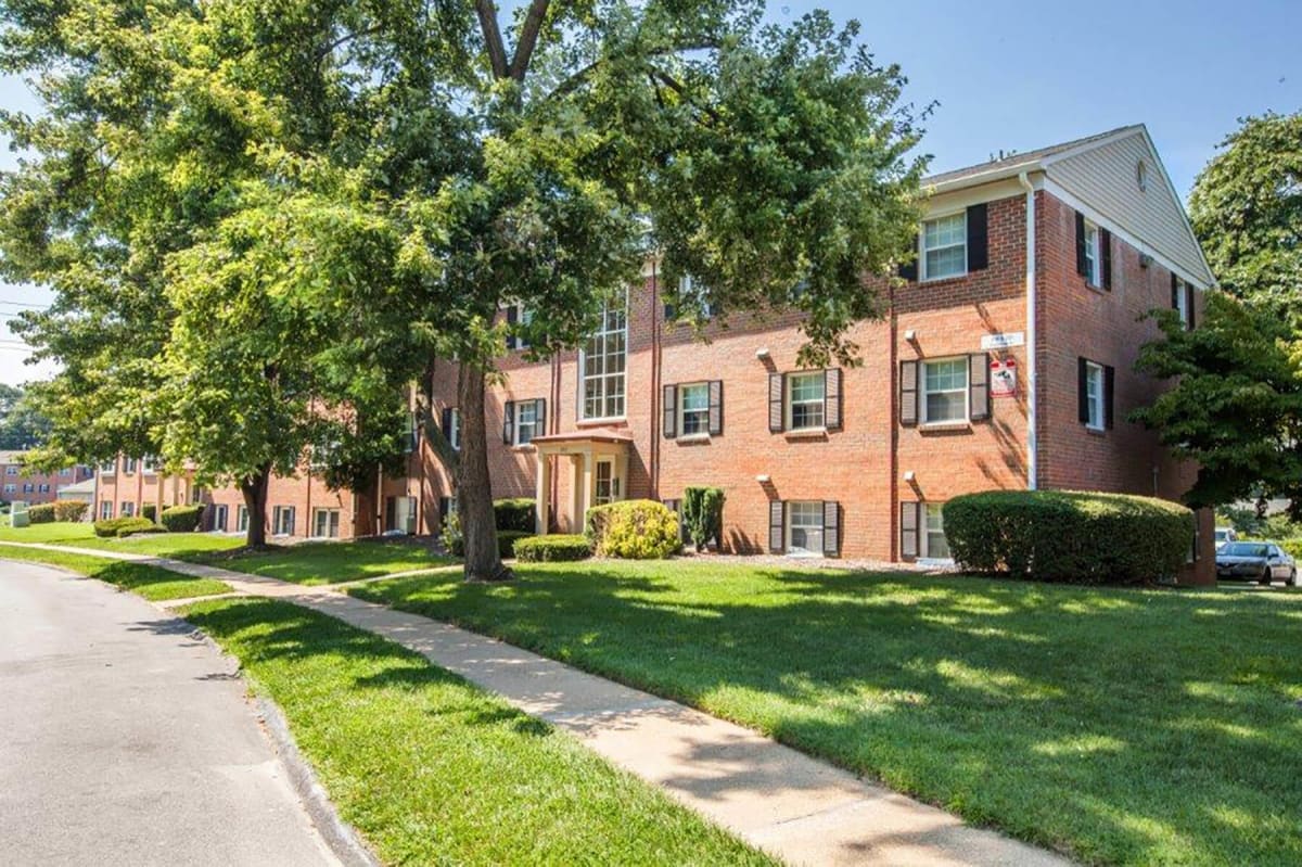 Villages at Marley Station Apartments Photo Gallery